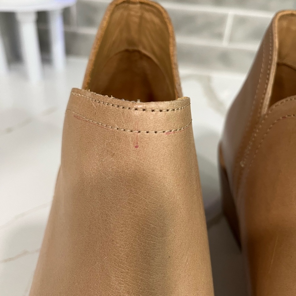 Nisolo Mia  Everyday Ankle Bootie. Women’s size 9 Color Almond. - Picture 13 of 13